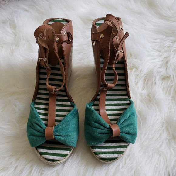 Kelsi Dagger Ricky Wedge - Picture 2 of 7